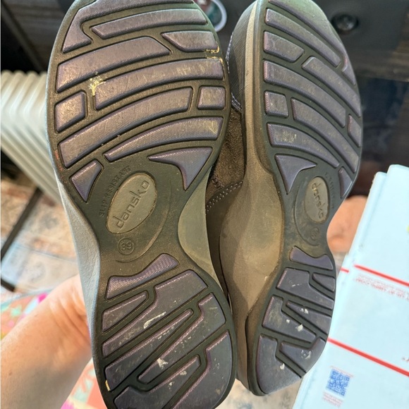 Dansko Charcoal and Violet Casual Shoes energy return featuring PORON - Picture 2 of 6